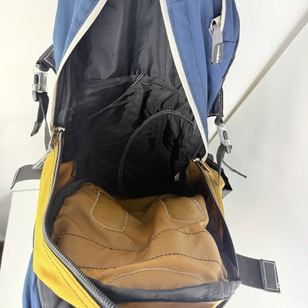 VTG Y2K JanSport Backpack Travel Camping Hiking Outdoors Day Pack 2 Swing Outs